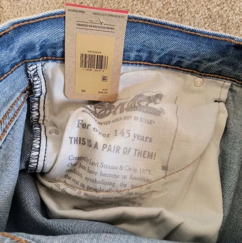 Blue denim Levi’s 469 loose cutoff shorts mens size 50 waist casual comfortable